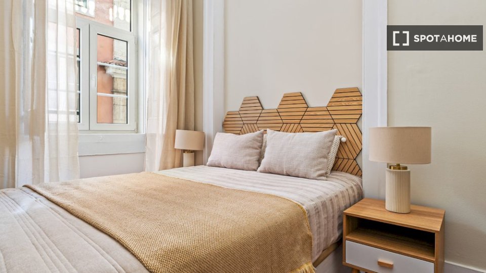 Double room Lisbon, 10 beds — photo 11