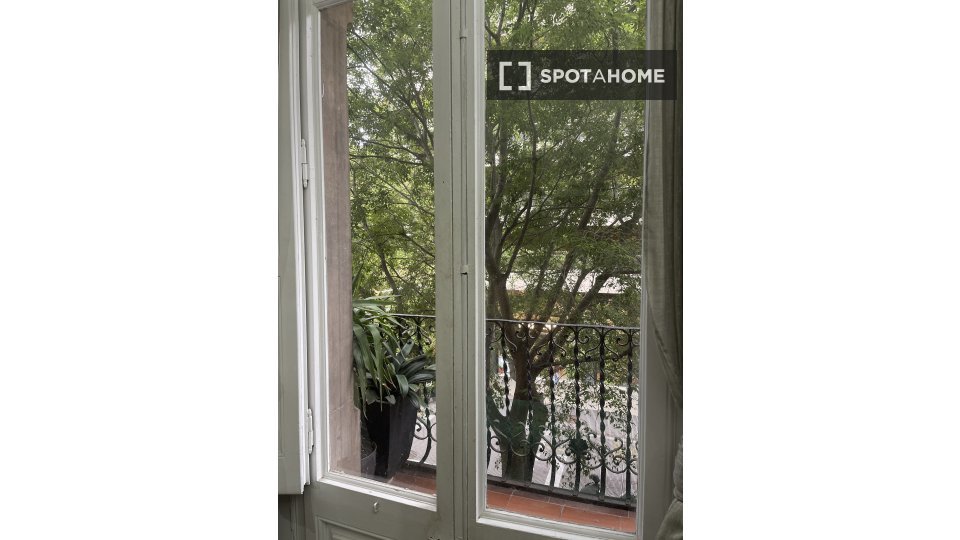 Double room Barcelona, 4 beds, 70m² — photo 1