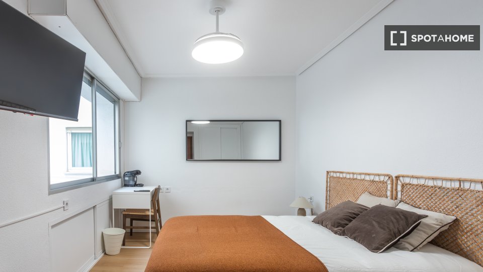 Double room Alicante, 7 beds — photo 15