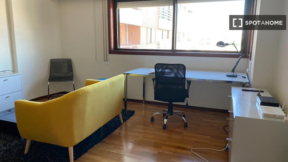 Double room Porto, 4 beds, 140m² — photo 16