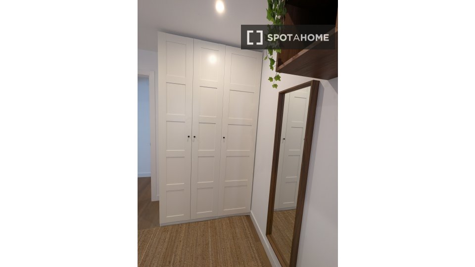 Double room Madrid, 5 beds — photo 16