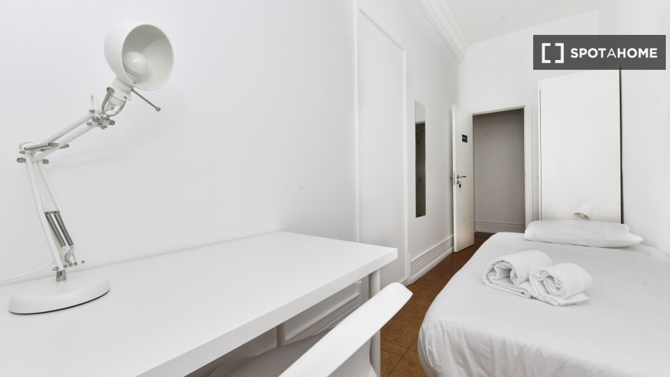 Double room Lisbon, 10 beds — photo 15
