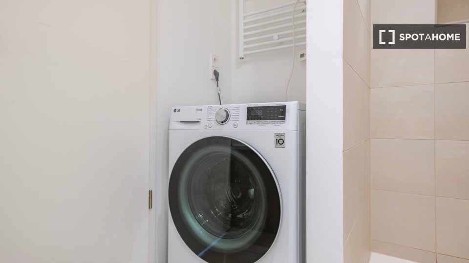 Apartment Berlin, 1 bed, 55m² — photo 18