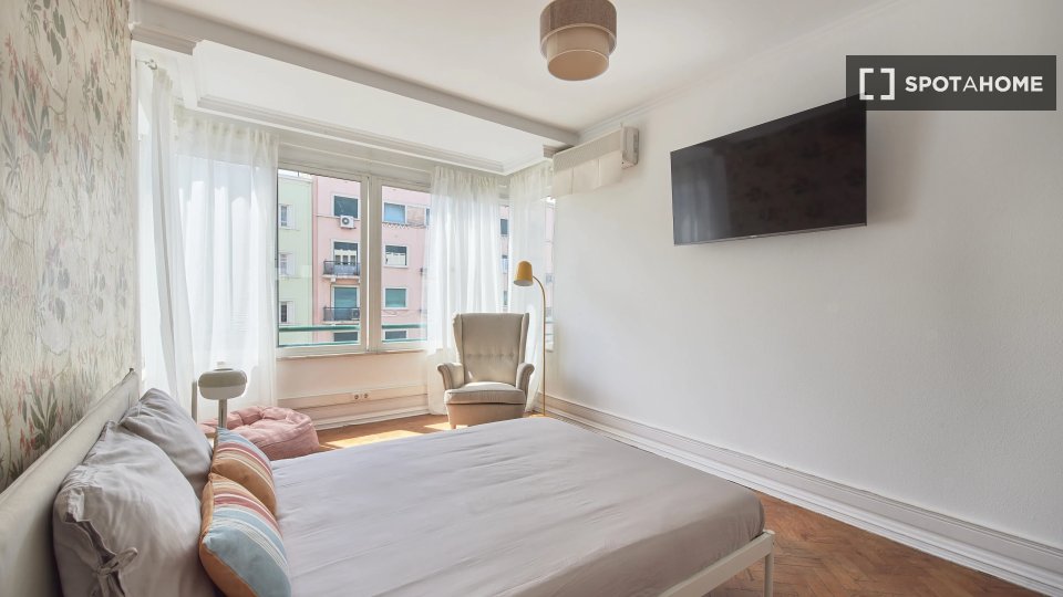 Double room Lisbon, 8 beds — photo 12