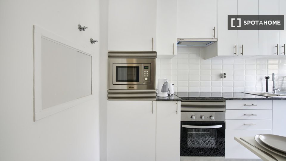Double room Lisbon, 6 beds — photo 4