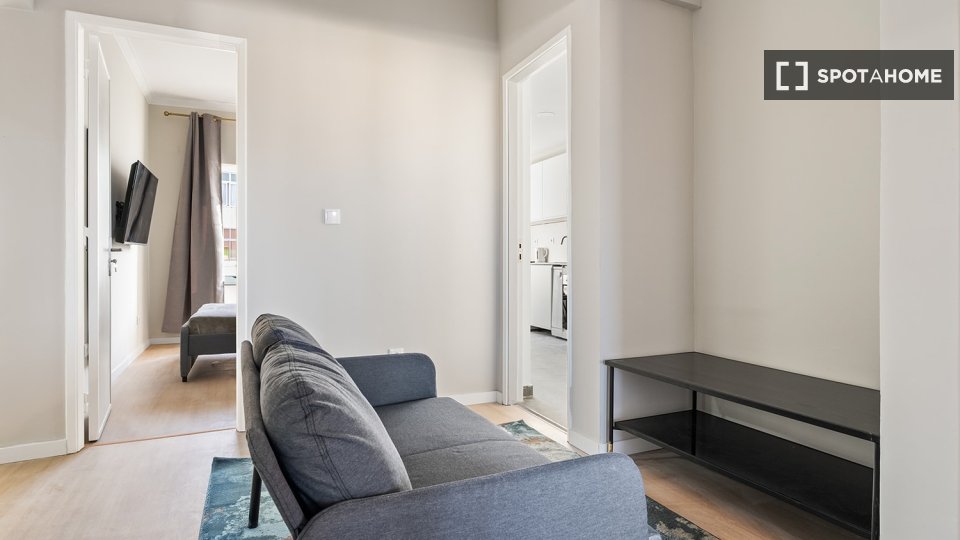 Double room Lisbon, 6 beds — photo 11