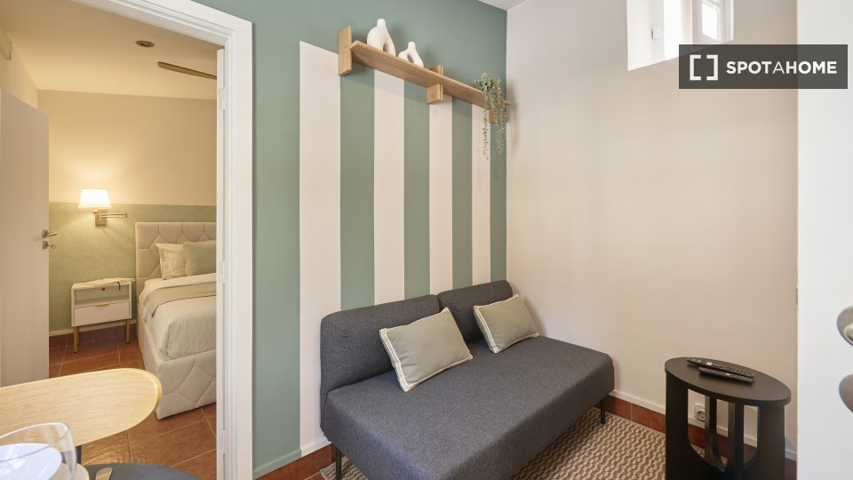 Apartment Lisbon, 1 bed — photo 11