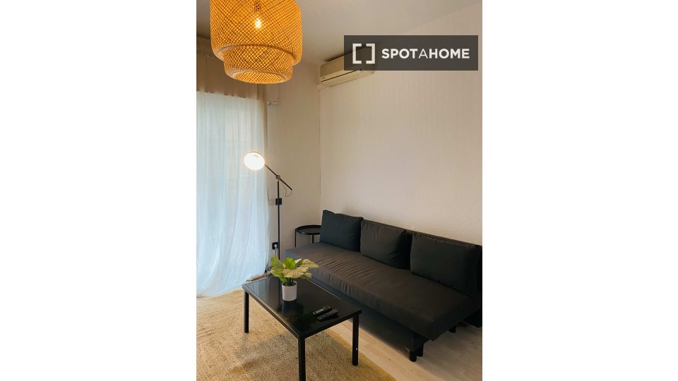 Apartment Barcelona, 3 beds, 90m² — photo 10