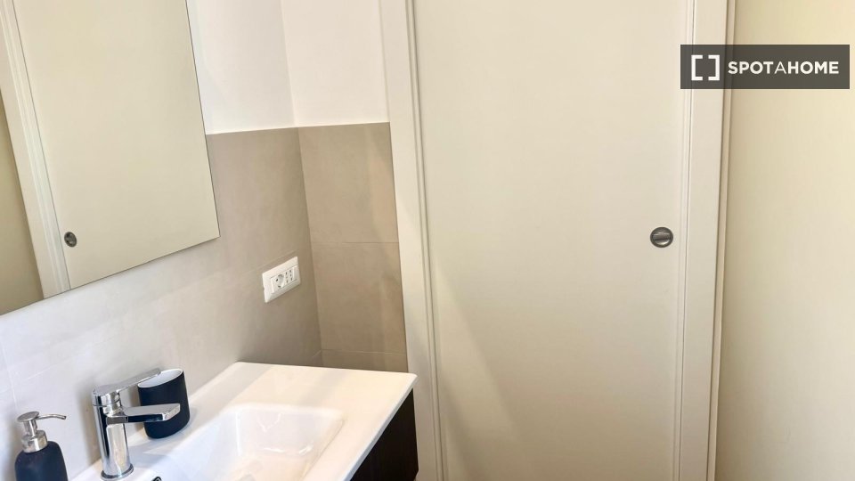 Apartment Rome, 1 bed — photo 45