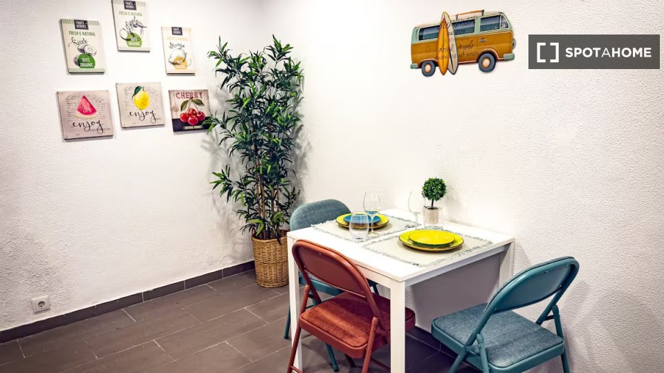 Apartment Lisbon, 1 bed — photo 13