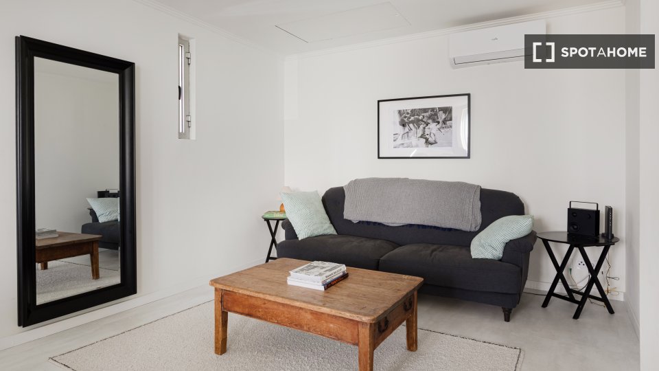 Apartment Lisbon, 3 beds — photo 2