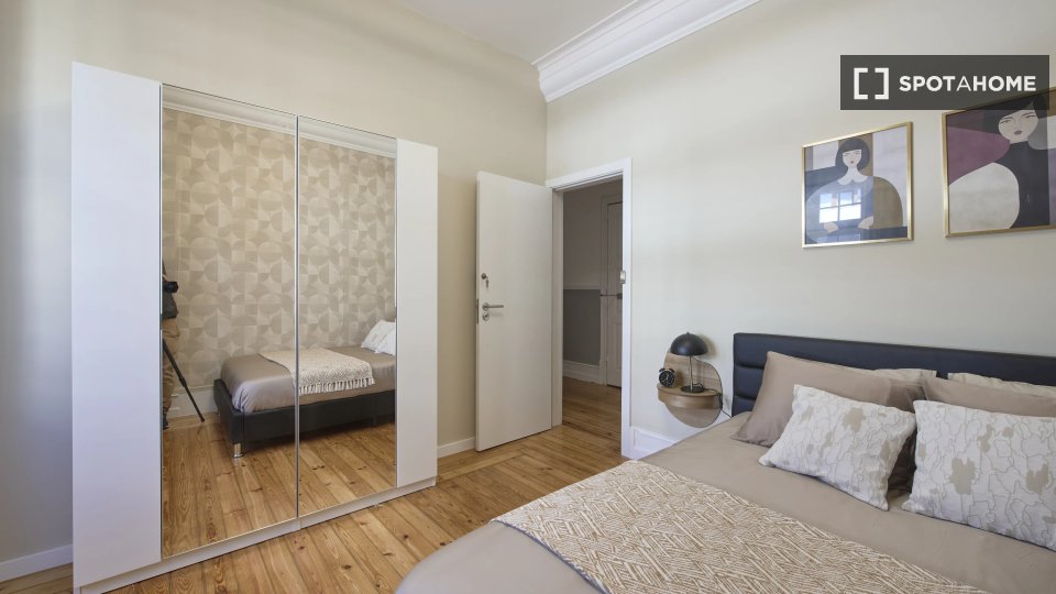 Double room Lisbon, 10 beds — photo 13