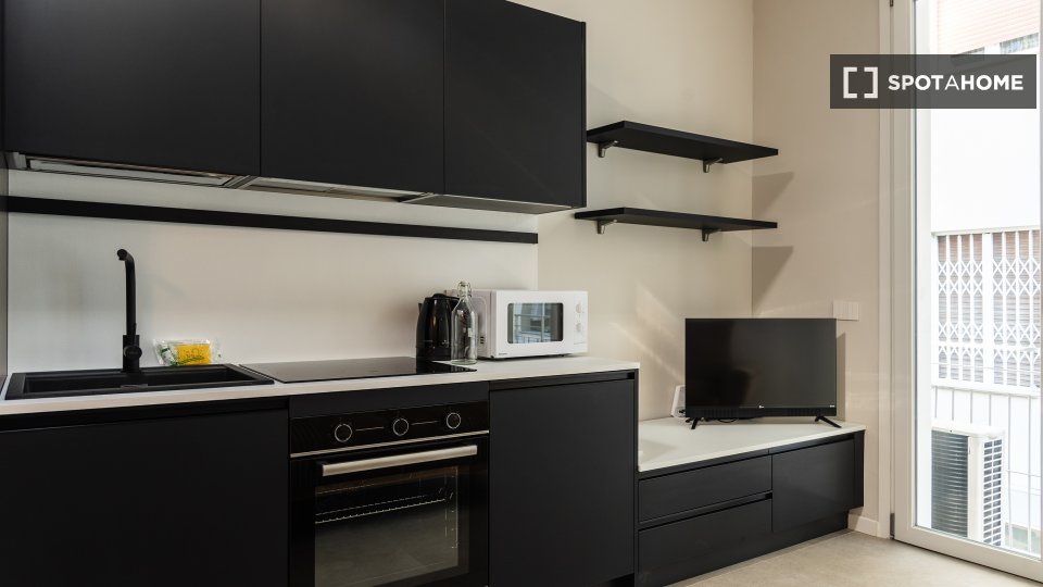 Apartment Milan, 1 bed — photo 5