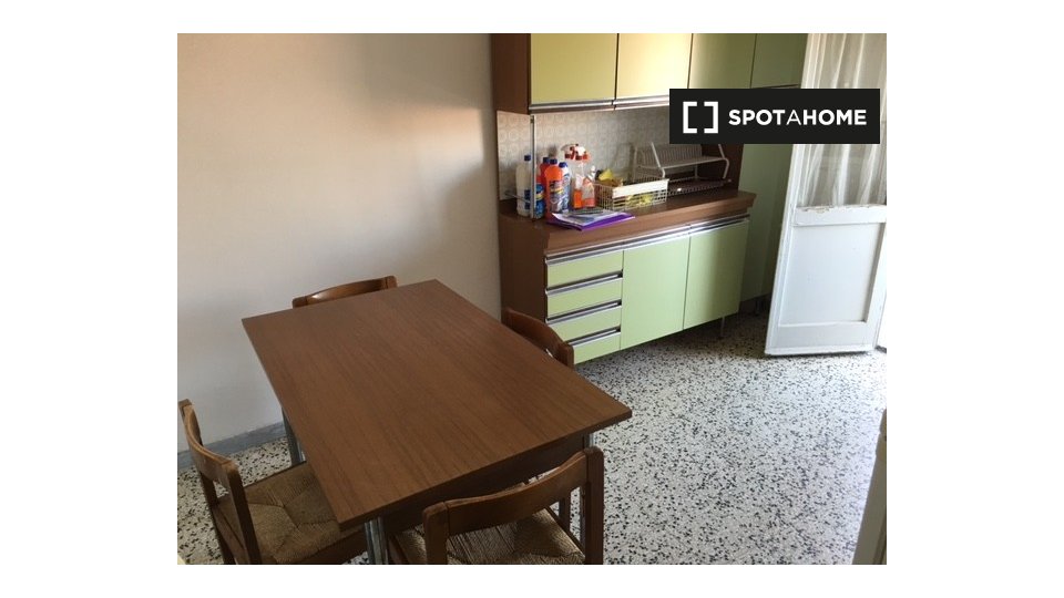 Double room Bologna, 2 beds — photo 9