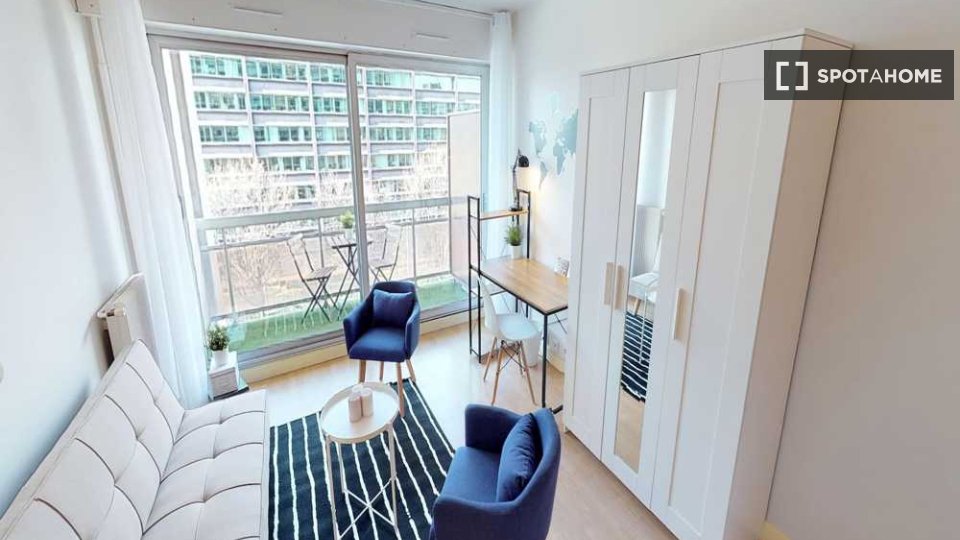Double room Paris, 3 beds, 70m² — photo 26