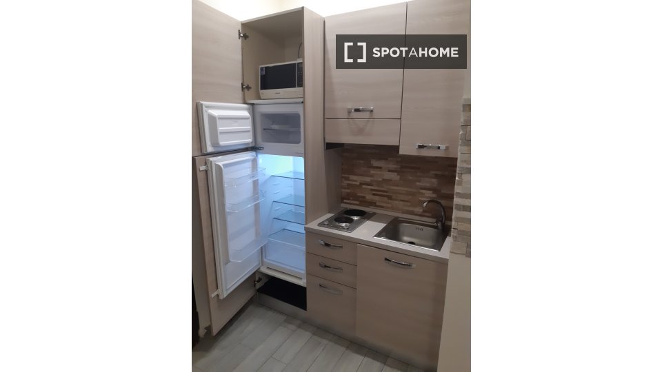 Apartment mono Milan, 25m² — photo 3