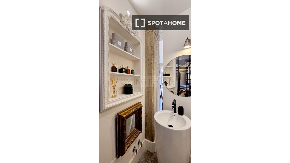 Apartment Malaga, 1 bed, 150m² — photo 18