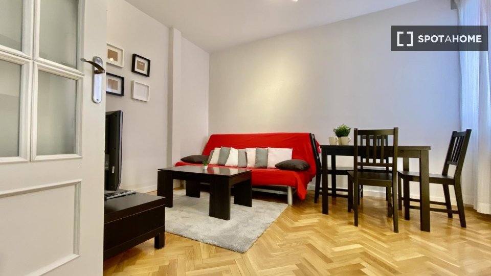 Apartment Madrid, 2 beds — photo 9