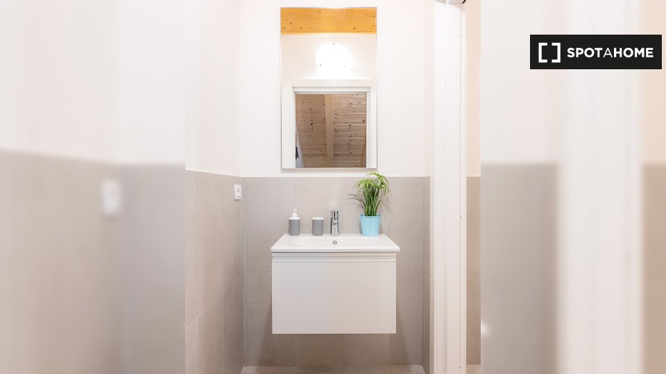 Double room Milan, 5 beds, 70m² — photo 12