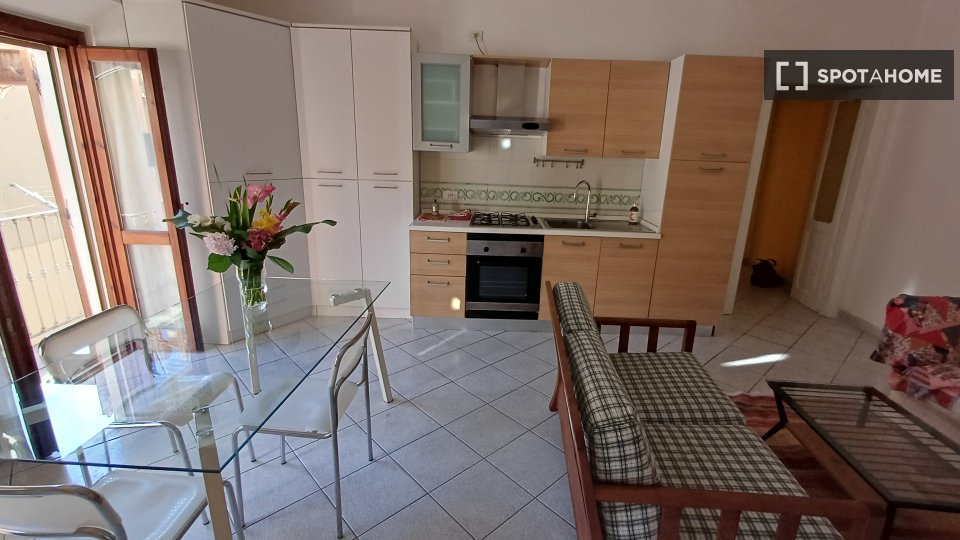 Apartamento Milán, 1 habitación, 68m² — foto 2