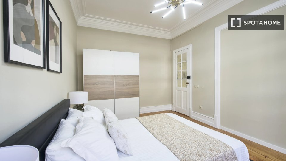 Double room Lisbon, 10 beds — photo 13