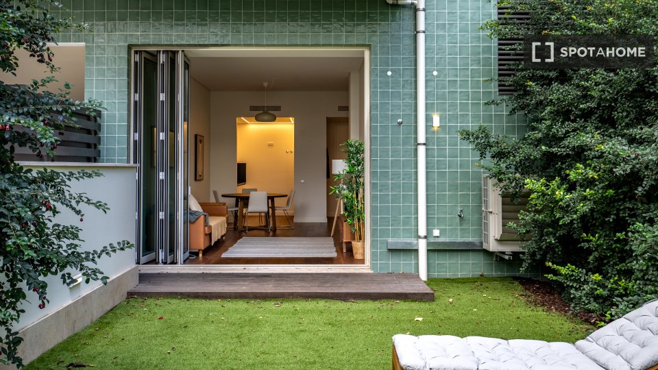 Apartment Lisbon, 2 beds, 82m² — photo 12