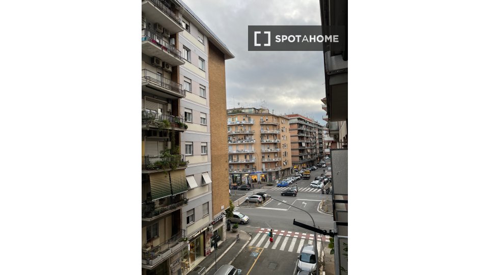 Apartment mono Rome, 65m² — photo 3