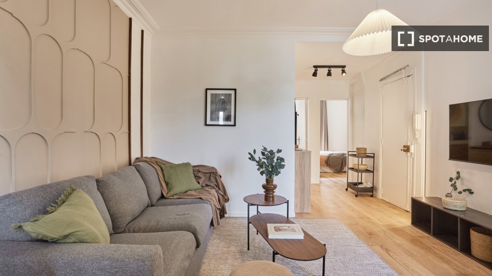 Apartment Paris, 2 beds, 57m² — photo 10
