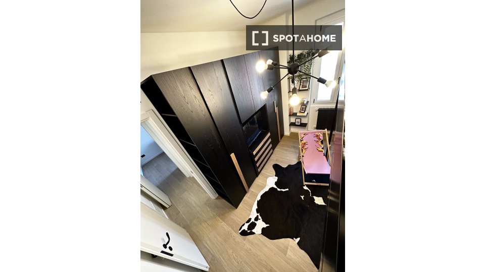Apartment Milan, 1 bed, 55m² — photo 19
