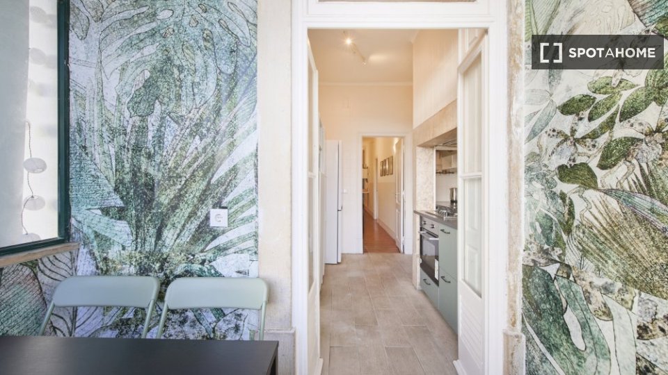 Double room Lisbon, 6 beds — photo 16