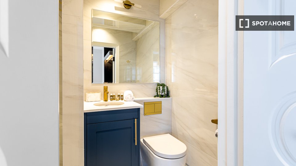 Apartment London, 2 beds — photo 4