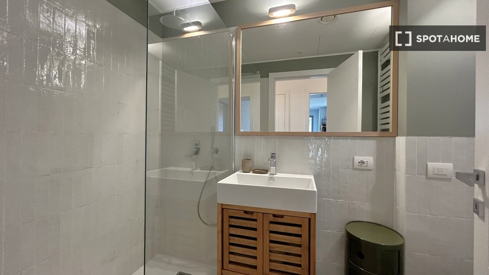 Apartment Milan, 1 bed, 63m² — photo 16