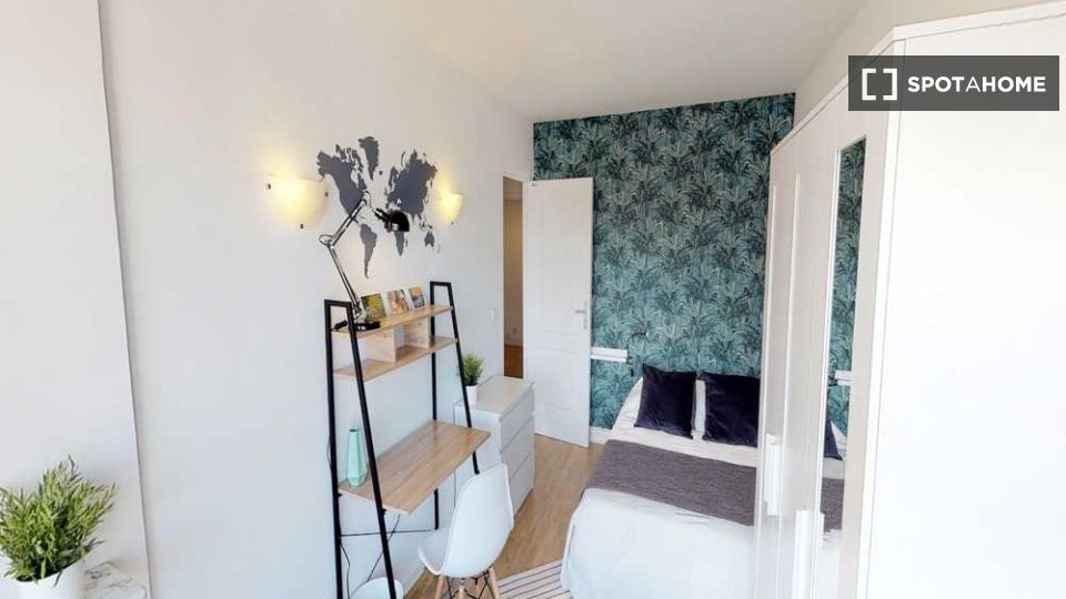 Double room Paris, 4 beds, 80m² — photo 10