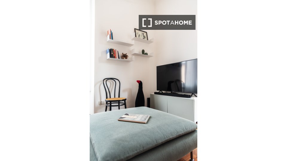 Apartment Milan, 1 bed — photo 13