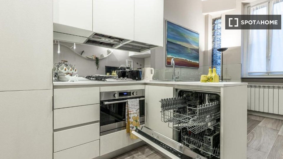 Apartment Milan, 1 bed, 39m² — photo 11