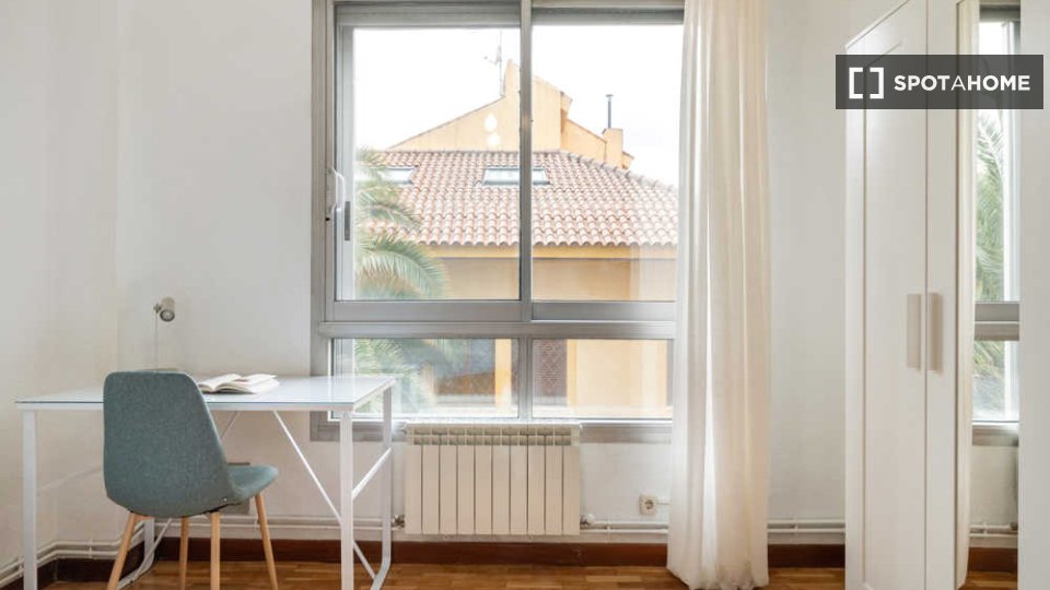 Double room Madrid, 10 beds — photo 22