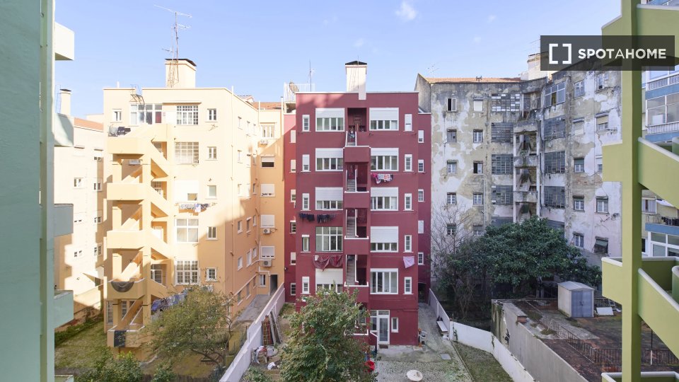 Double room Lisbon, 7 beds — photo 15