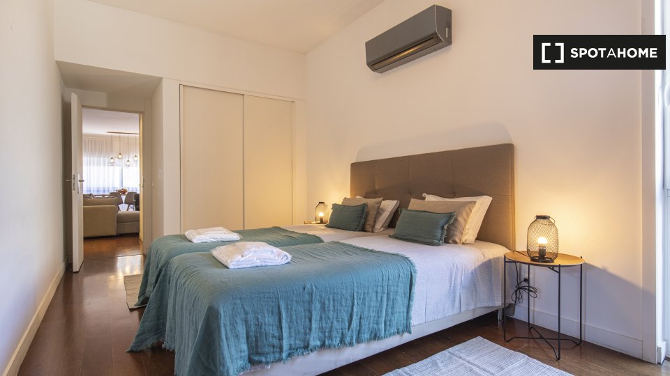 Apartment Lisbon, 1 bed — photo 18