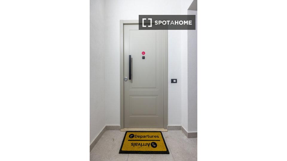 Apartment Naples, 1 bed — photo 10