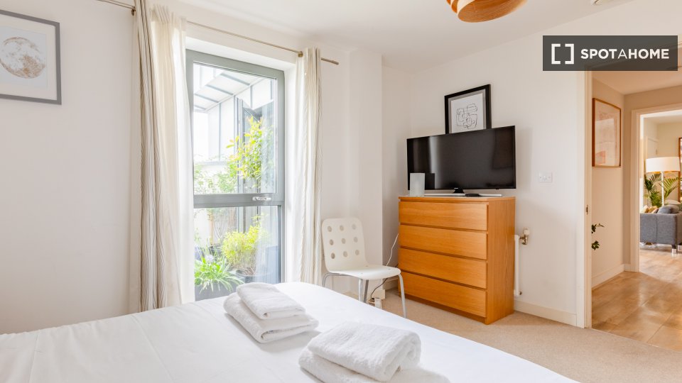 Apartment London, 2 beds — photo 15