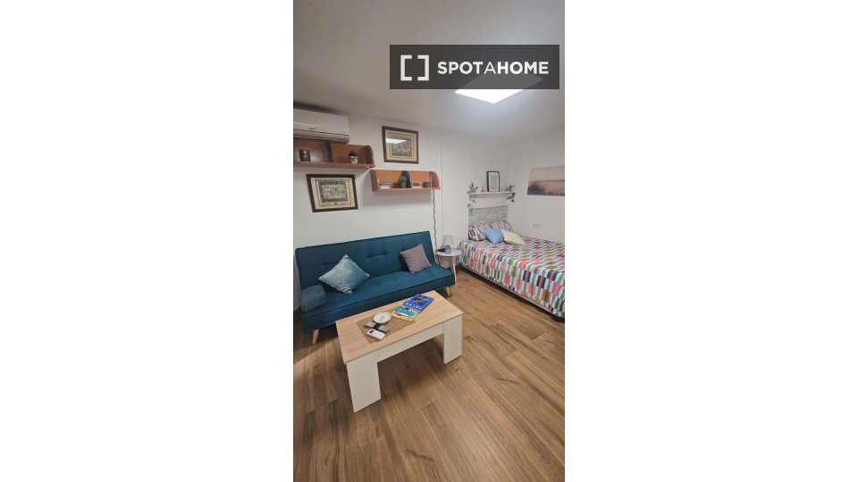 Estudio en alquiler en La Malagueta, Málaga