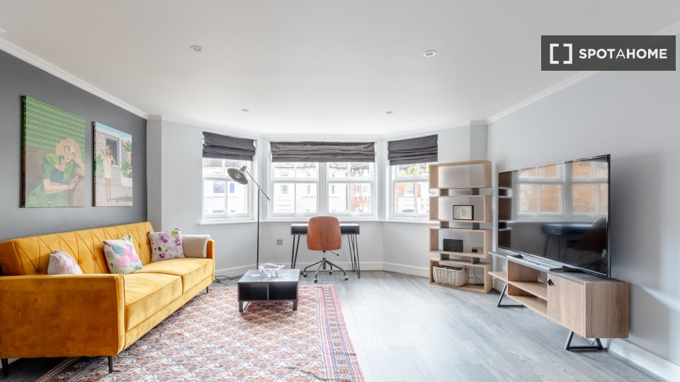 Apartment London, 2 beds, 65m² — photo 9