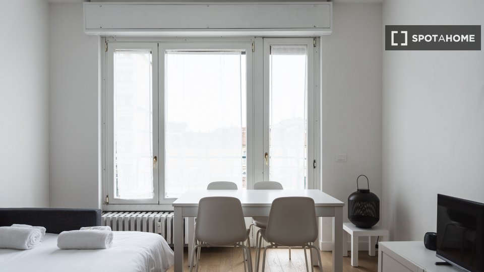 Apartment Milan, 1 bed, 59m² — photo 13