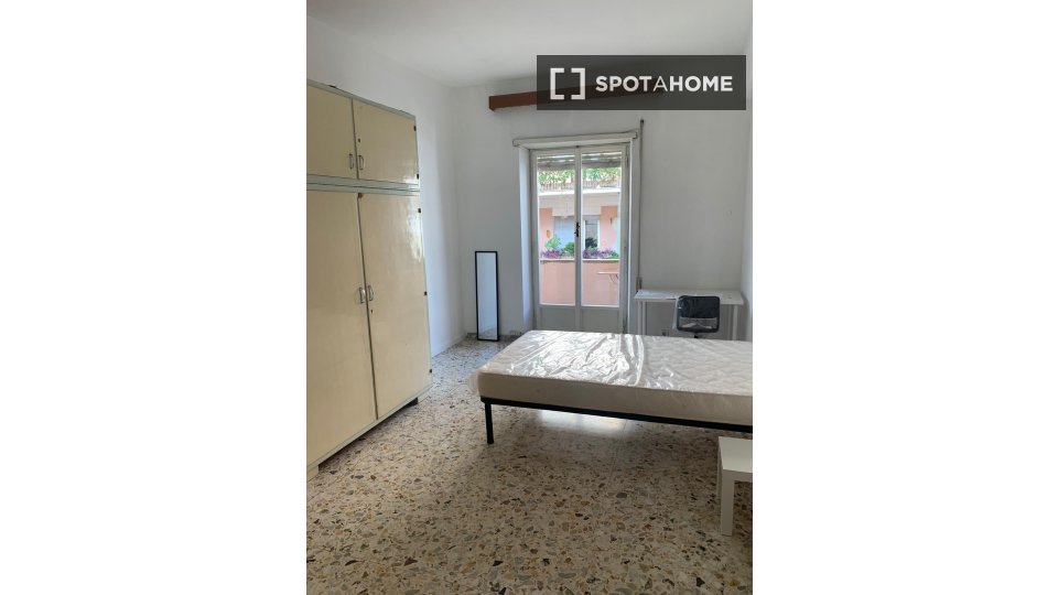 Double room Rome, 5 beds — photo 12