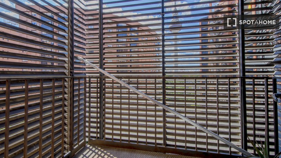 Double room Madrid, 6 beds, 150m² — photo 5