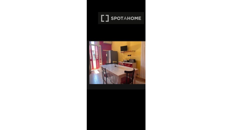 Double room Milan, 3 beds, 100m² — photo 4