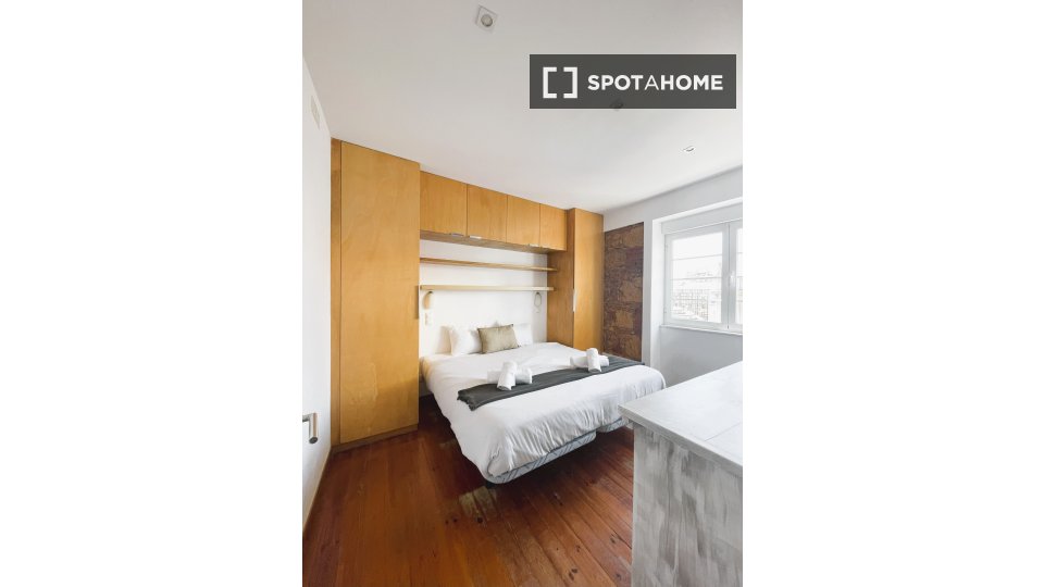 Apartment Lisbon, 2 beds — photo 25