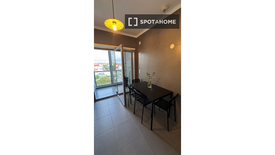 Apartment mono Lisbon — photo 14