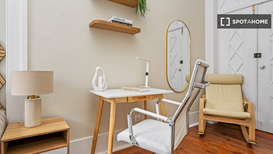 Double room Lisbon, 10 beds — photo 12