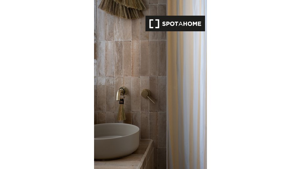 Apartment Madrid, 2 beds, 54m² — photo 11